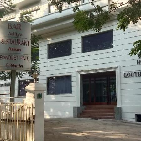Hotel Goutham Manor Τσενάι Εξωτερικό φωτογραφία