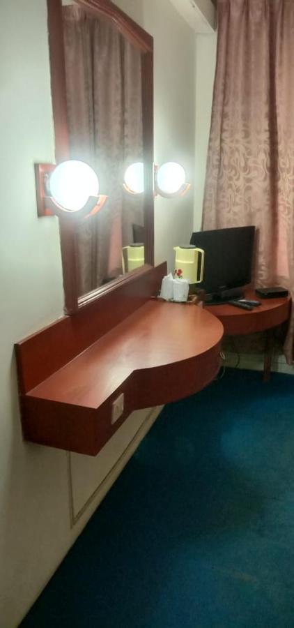 Hotel Goutham Manor Τσενάι Εξωτερικό φωτογραφία